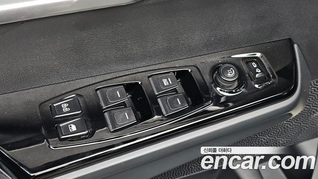 KG Mobility (SsangYong) Torres Gasoline 1.5 2WD T5 2023 — фото 13