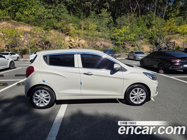 Chevrolet Spark Premier 2021 — фото 3