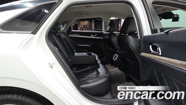 Kia K5 (III) 2.0 Signature 2020 — фото 12