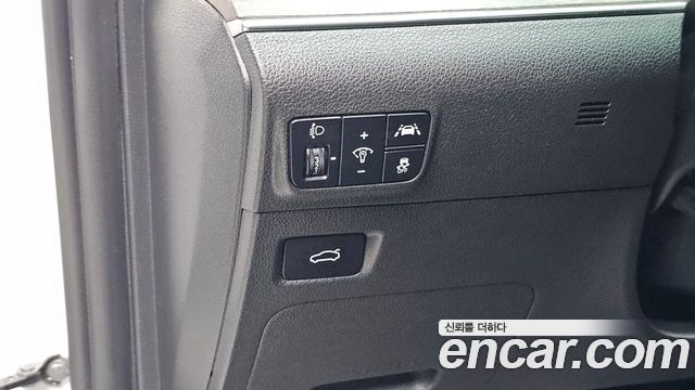 Kia K5 (III) 2.0 Signature 2020 — фото 16