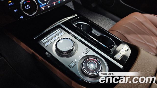 Genesis G80 (RG3) Gasoline 2.5 Turbo AWD 2024 — фото 9