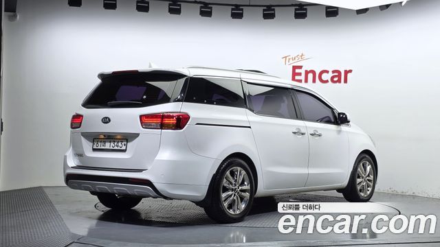 Kia Carnival 9-seater Prestige 2015 — фото 2