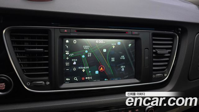 Kia Carnival 9-seater Prestige 2015 — фото 14