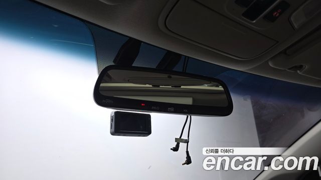 Kia Carnival 9-seater Prestige 2015 — фото 19