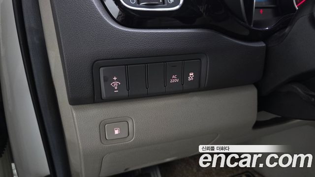 Kia Carnival 9-seater Prestige 2015 — фото 34