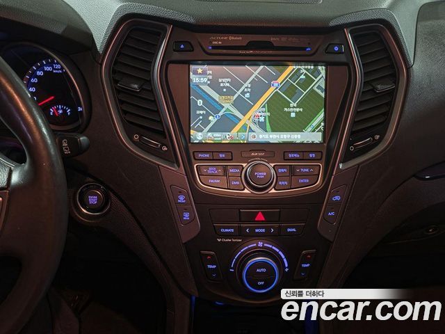Hyundai Santa Fe (DM) Diesel(e-VGT) 2.0 2WD Premium 2014 — фото 20
