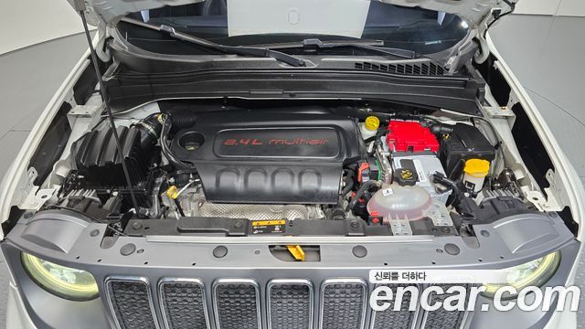 Jeep Renegade 2.4 Limited 2020 — фото 6