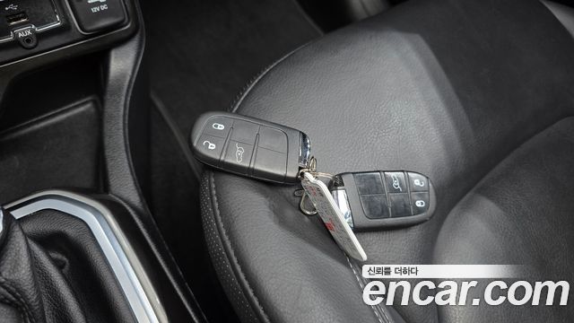 Jeep Renegade 2.4 Limited 2020 — фото 22