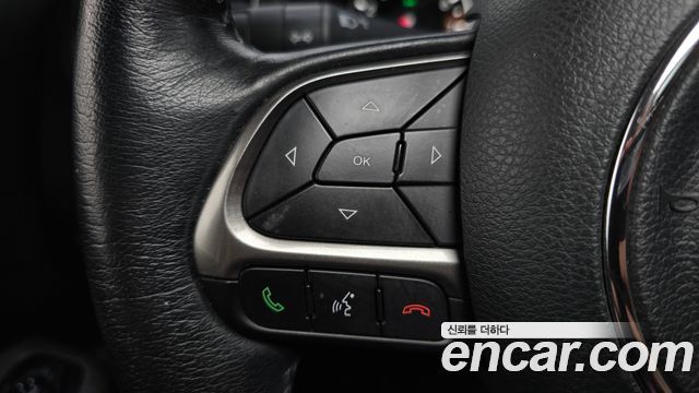 Jeep Renegade 2.4 Limited 2020 — фото 24