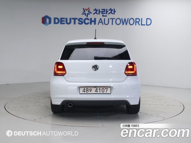 Volkswagen Polo 1.4 TDI R-Line 5th 2015 — фото 4
