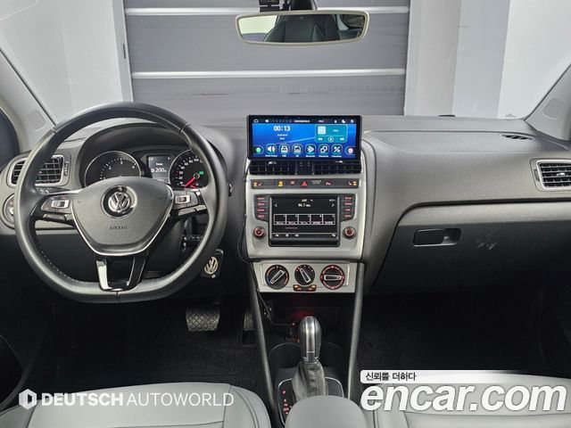 Volkswagen Polo 1.4 TDI R-Line 5th 2015 — фото 7