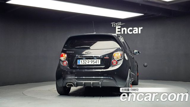 Chevrolet Aveo Hatchback 1.4 Turbo RS 2014 — фото 4