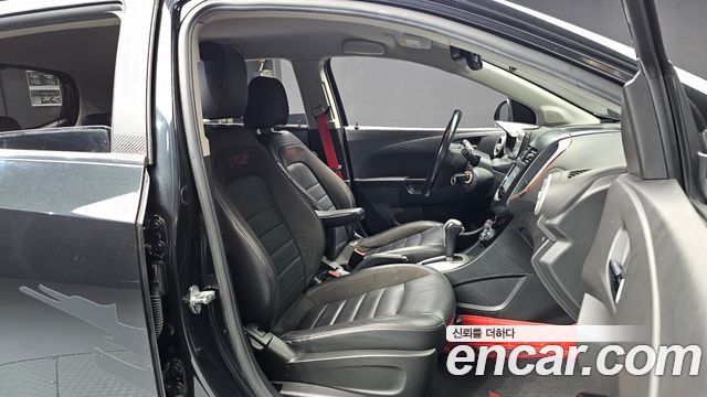 Chevrolet Aveo Hatchback 1.4 Turbo RS 2014 — фото 11