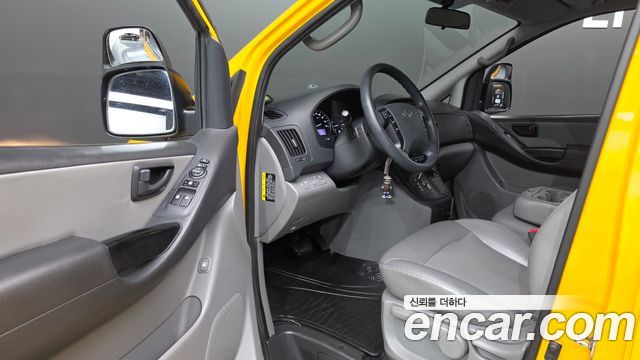 Hyundai Grand Starex 4WD School Bus 2019 — фото 10