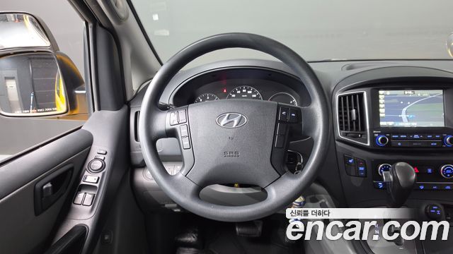 Hyundai Grand Starex 4WD School Bus 2019 — фото 13
