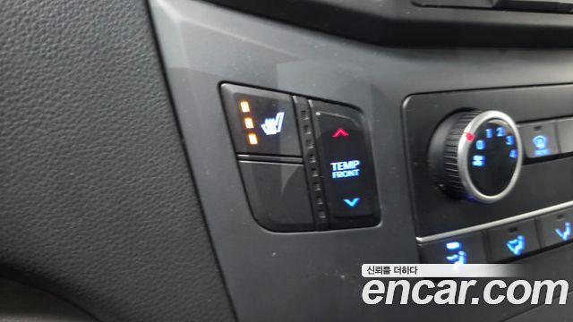 Hyundai Grand Starex 4WD School Bus 2019 — фото 18