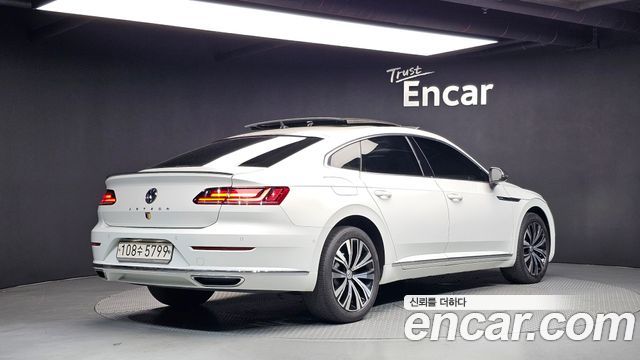 Volkswagen Arteon 2.0 TDI Premium 2019 — фото 2