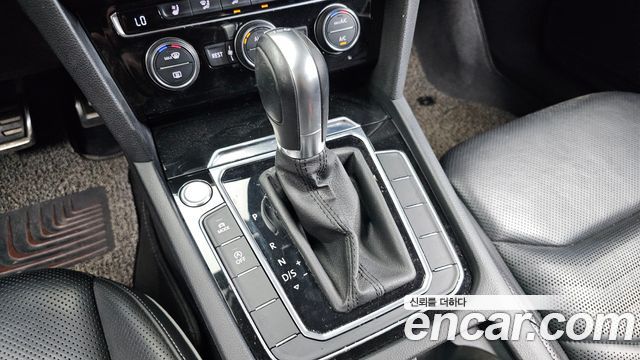Volkswagen Arteon 2.0 TDI Premium 2019 — фото 9