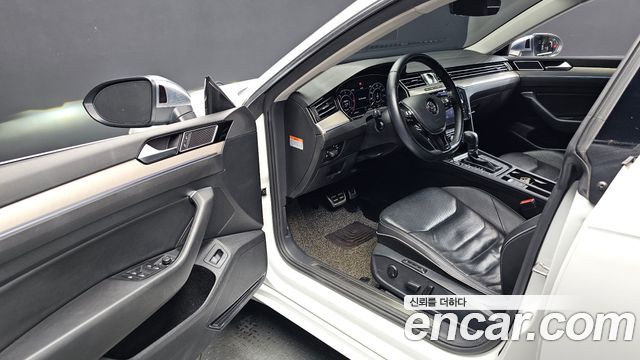 Volkswagen Arteon 2.0 TDI Premium 2019 — фото 10