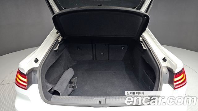 Volkswagen Arteon 2.0 TDI Premium 2019 — фото 20