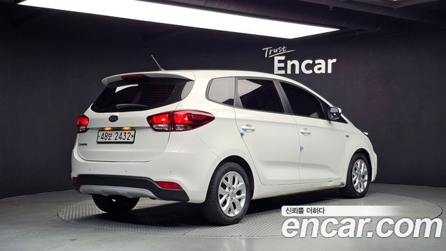 Kia Carens 2.0 LPI Luxury 2017 — фото 2