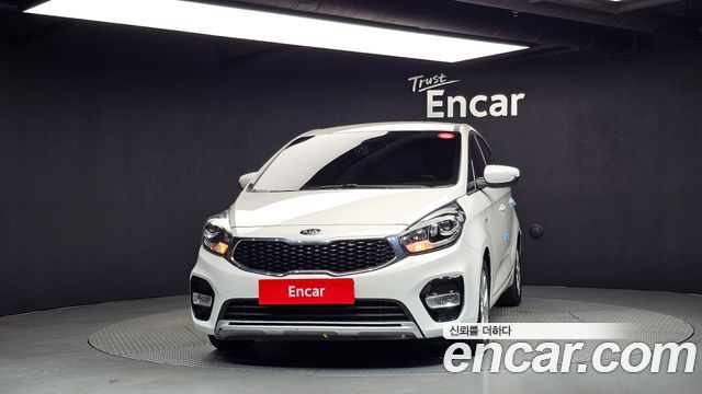 Kia Carens 2.0 LPI Luxury 2017 — фото 3