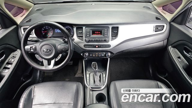 Kia Carens 2.0 LPI Luxury 2017 — фото 7