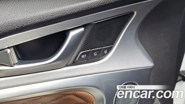 Genesis G70 2.0T AWD Elite 2019 — фото 27