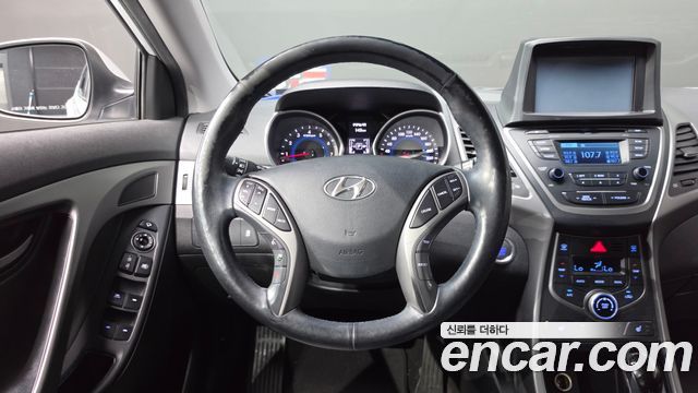 Hyundai Avante 1.6 GDi Modern Standard 2014 — фото 13