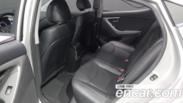 Hyundai Avante 1.6 GDi Modern Standard 2014 — фото 26