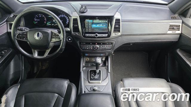 KG Mobility (SsangYong) Rexton Sports Khan Diesel 2.2 4WD Professional X (5-Link) 2019 — фото 7