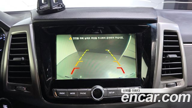 KG Mobility (SsangYong) Rexton Sports Khan Diesel 2.2 4WD Professional X (5-Link) 2019 — фото 15
