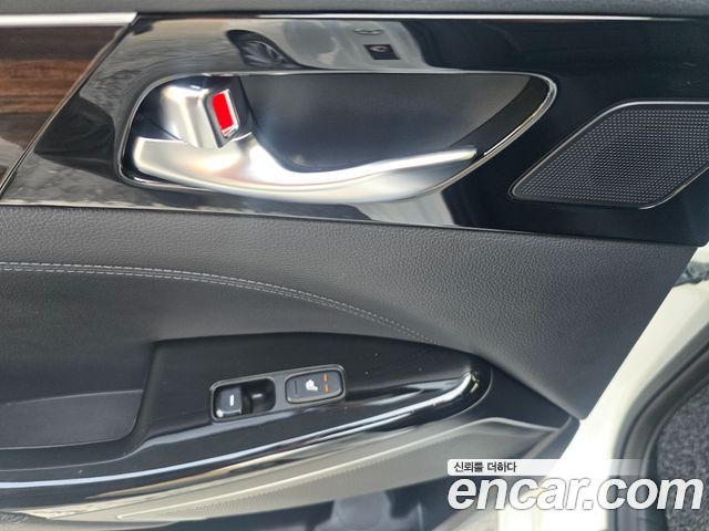 Kia K7 3.0 LPI Luxury (Rental Car) 2018 — фото 20