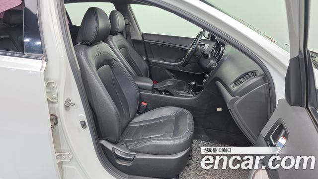 Kia K5 LPI Prestige 2013 — фото 11