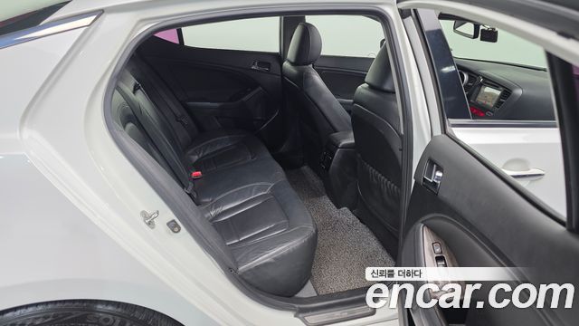 Kia K5 LPI Prestige 2013 — фото 12