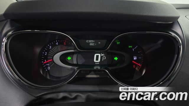 Renault Korea QM3 RE Signature 2017 — фото 8