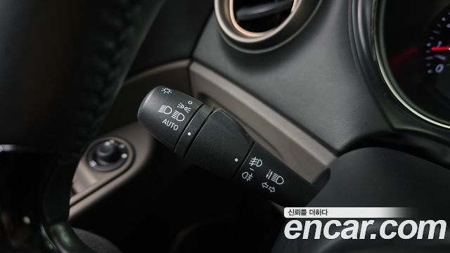 Renault Korea QM3 RE Signature 2017 — фото 30