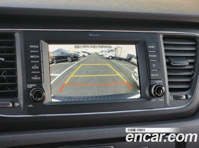 Kia Carnival 9-Seater Luxury 2019 — фото 15