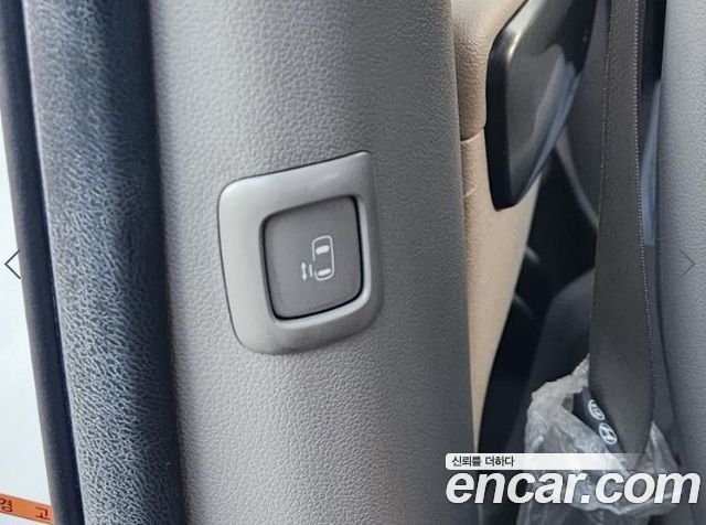 Kia Carnival 9-Seater Luxury 2019 — фото 18