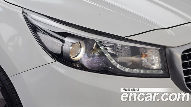 Kia Carnival 9-seater Hi-Limousine Noblesse 2017 — фото 22