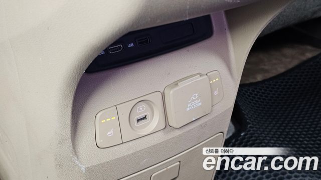 Kia Carnival 9-seater Hi-Limousine Noblesse 2017 — фото 34