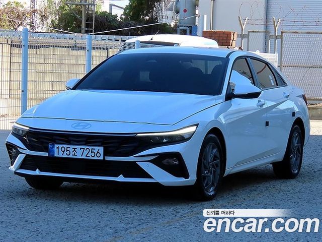 Hyundai Avante (CN7) 1.6 Modern