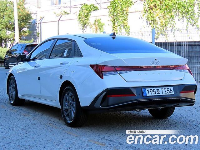 Hyundai Avante (CN7) 1.6 Modern 2025 — фото 2