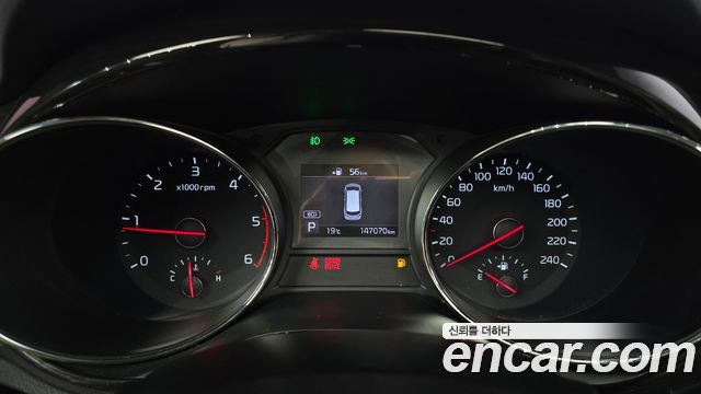 Kia Carnival 9-Seater Prstige 2019 — фото 8
