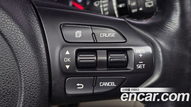 Kia Carnival 9-Seater Prstige 2019 — фото 18