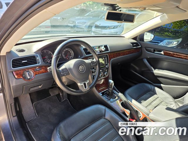 Volkswagen Passat 2.0 TDI B7 2013 — фото 12