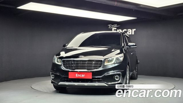 Kia Carnival 9-seater Luxury 2018 — фото 3