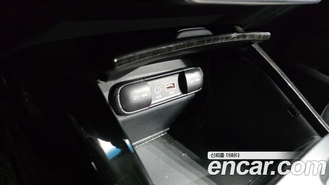 Kia Sorento Gasoline 2.0 Turbo 2WD Prestige 2020 — фото 13