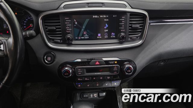 Kia Sorento Gasoline 2.0 Turbo 2WD Prestige 2020 — фото 14