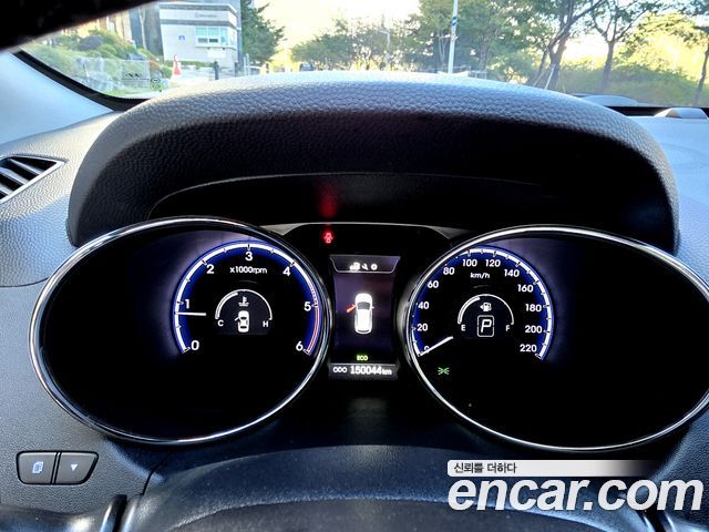 Hyundai Tucson ix Diesel(e-VGT) 2WD Modern 2014 — фото 19
